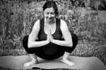 Yogaübung für Schwangere: Die Hocke